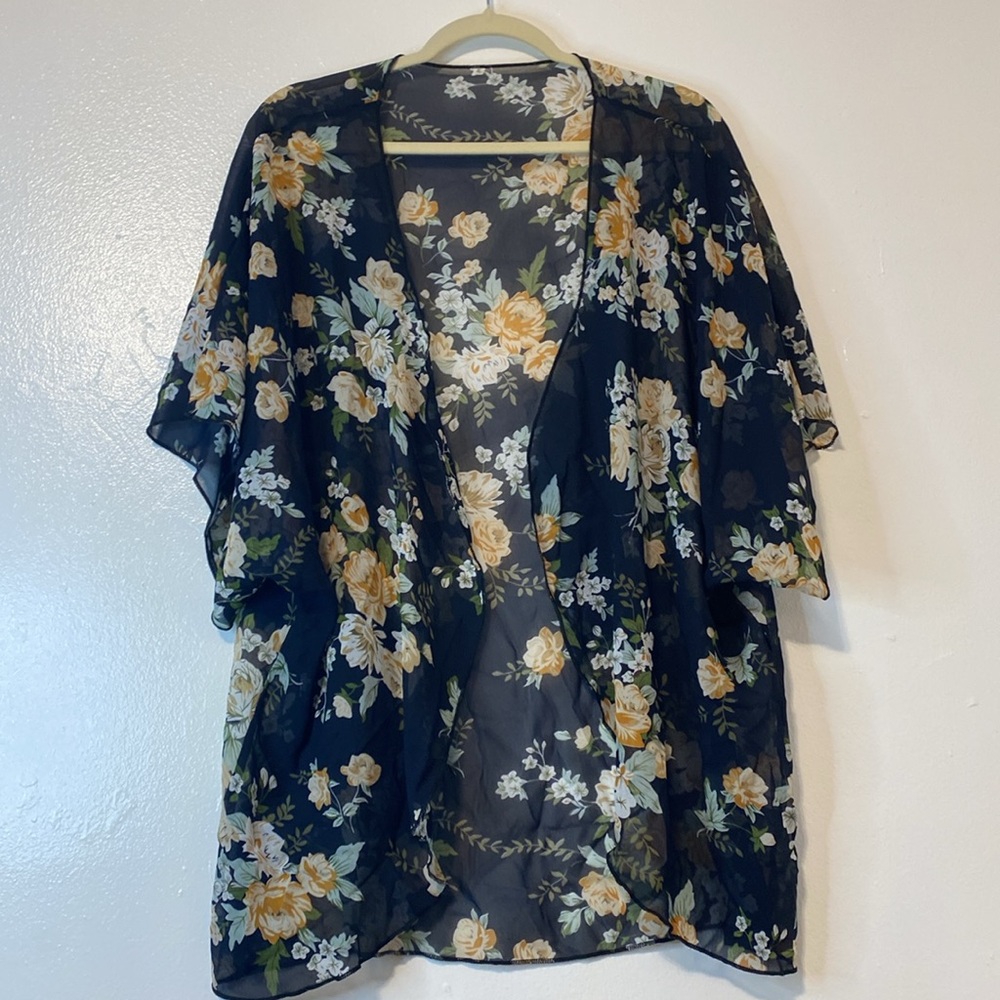 Floral KIMONO Black green yellow Plus Size 1X New out of Package